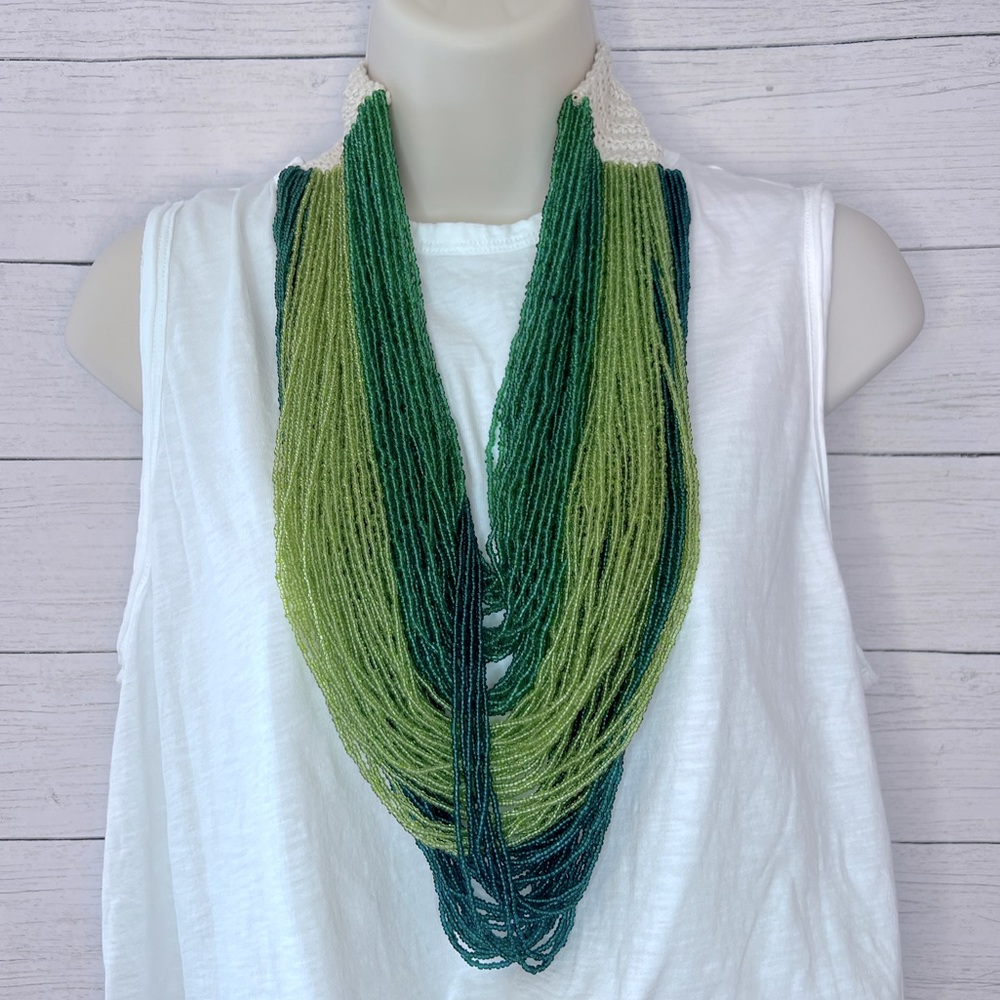 Handmade Extra-Large Green Indian Glass Bead Necklace Crochet Button Closure 💗